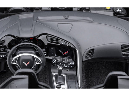 2019 Chevrolet Corvette C7 ZR1 Arctic White with Carbon Top 1/18 Model Car by Autoart